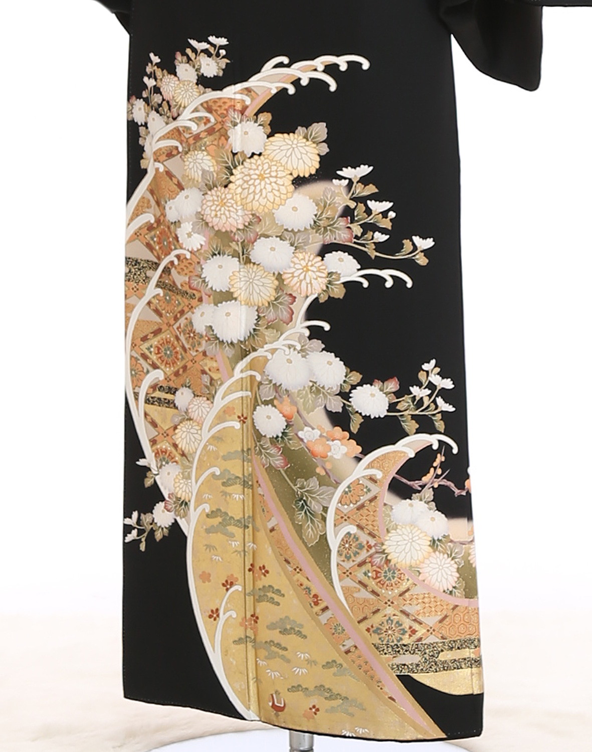 留袖 正絹 Mサイズ／ TM-M-0519波に菊文様｜ル・クローゼット