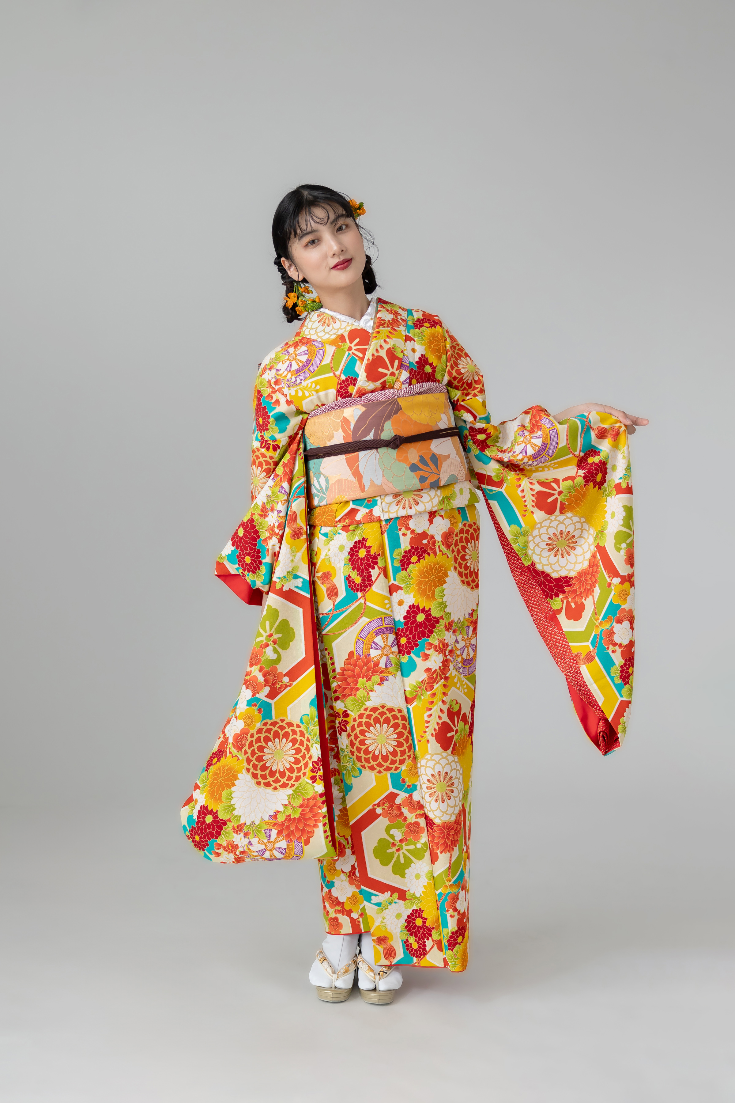 振袖0012 亀甲御所に花尽くし｜ル・クローゼット