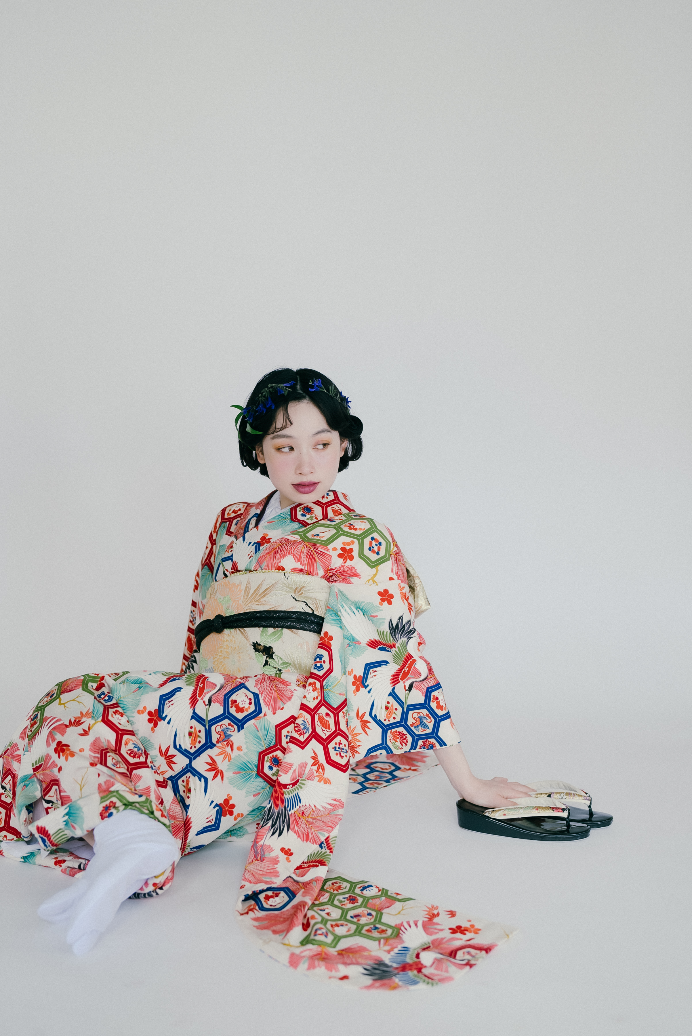 KIMI CAMP様【美品　正絹お振袖　お襦袢　L～LLサイズ　バラ尽くし】 KIMI CAMP様【美品 正絹お振袖 お襦袢 L～LLサイズ バラ尽くし】