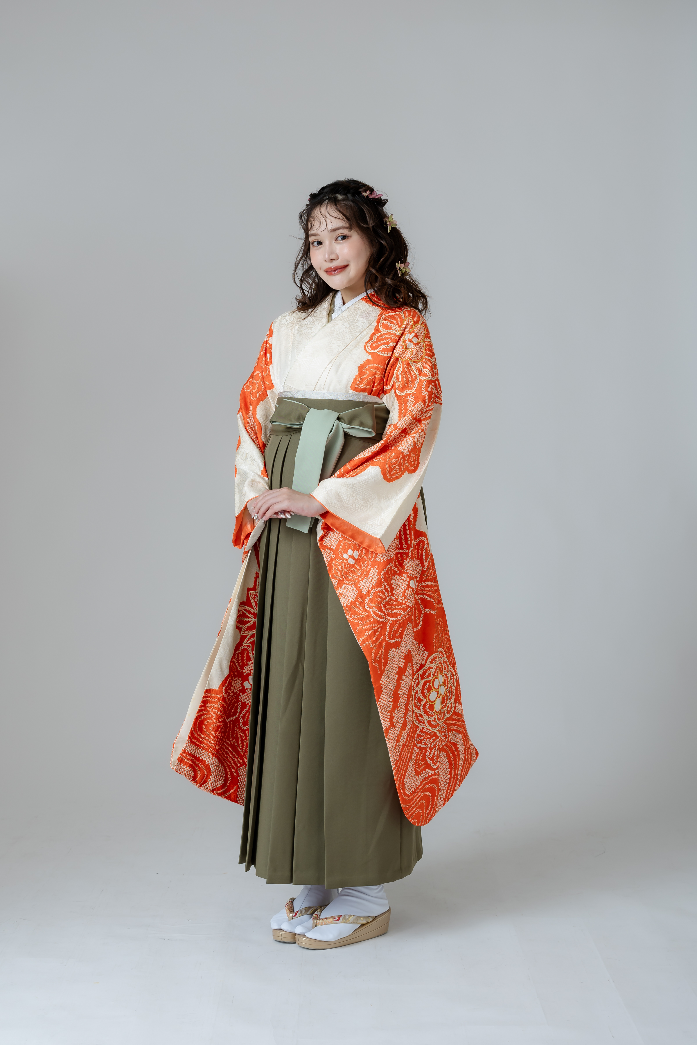 袴3016 絞り流水と百花牡丹 袴：抹茶※紐も同色となります※｜ル